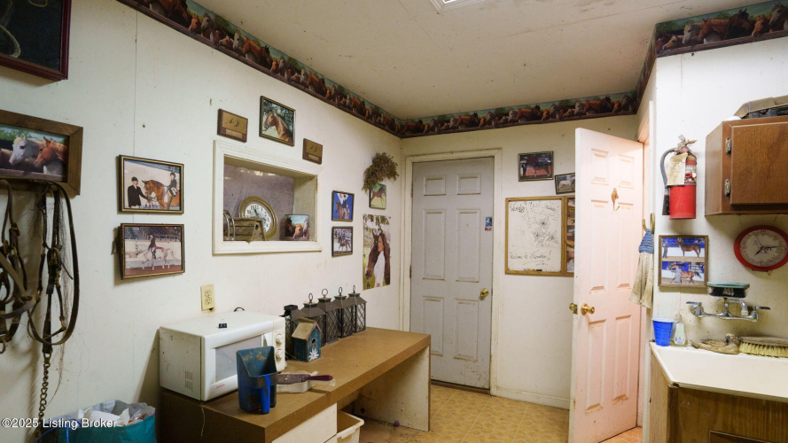 Listing Image 53
