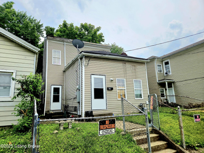 Listing Image 3