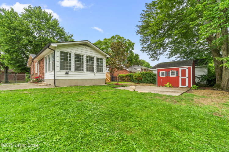 Listing Image 7