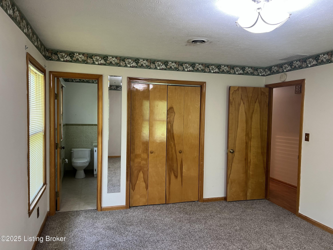 Listing Image 28