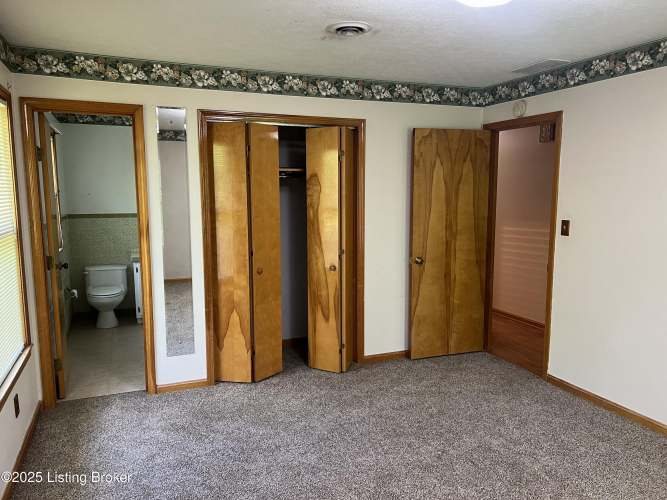 Listing Image 29