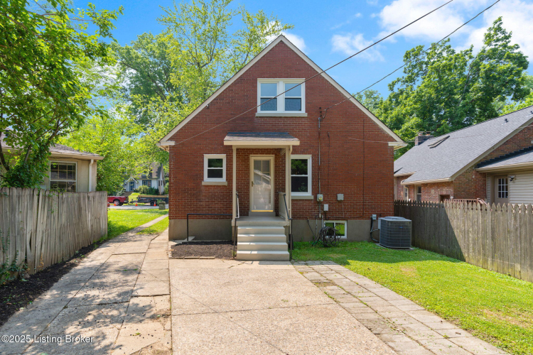 Listing Image 6