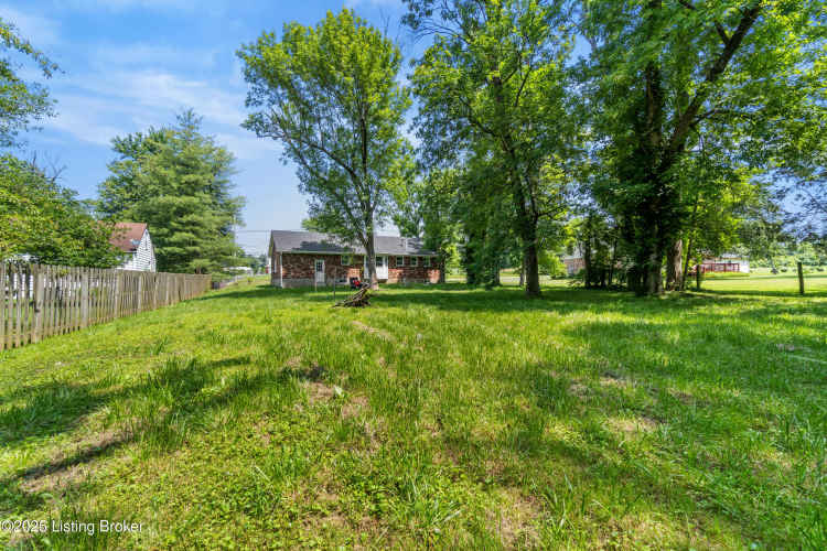 Listing Image 42