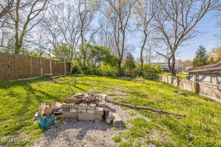 Listing Image 19
