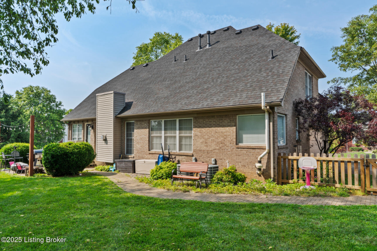 Listing Image 47