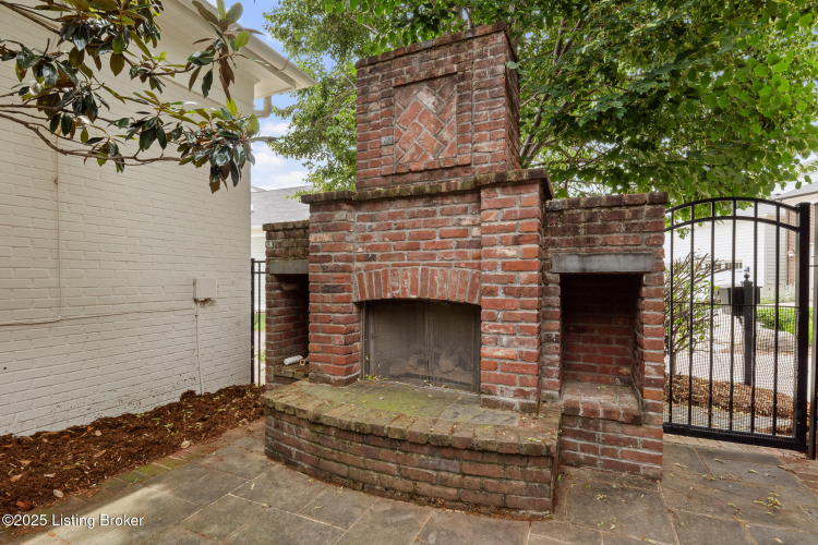 Listing Image 71