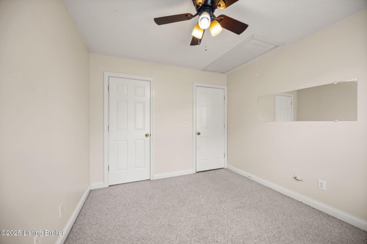 Listing Image 26