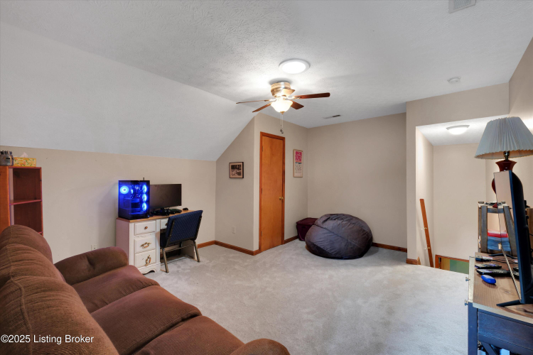 Listing Image 24
