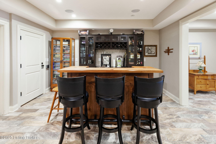 Listing Image 102
