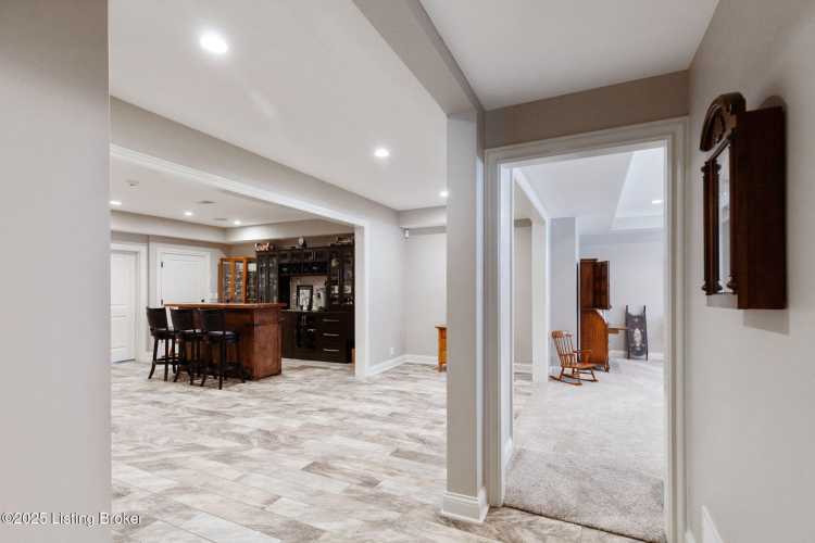 Listing Image 110