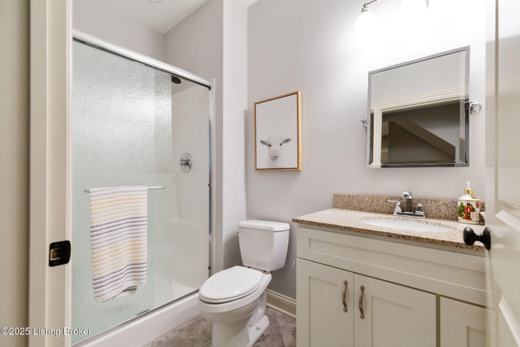 Listing Image 111
