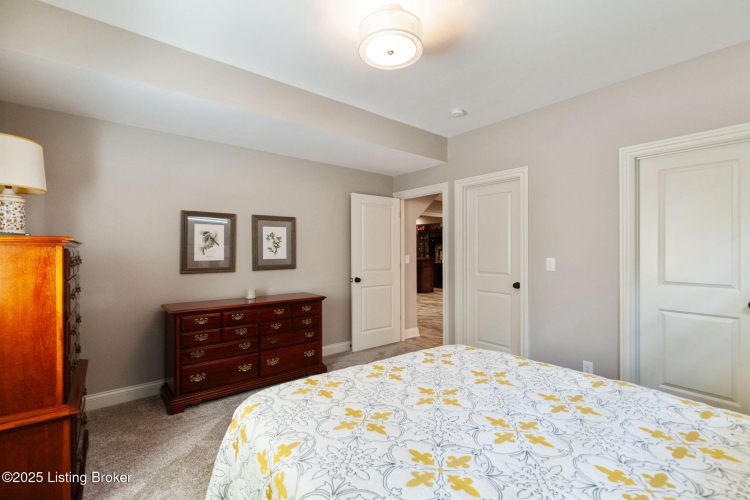 Listing Image 113
