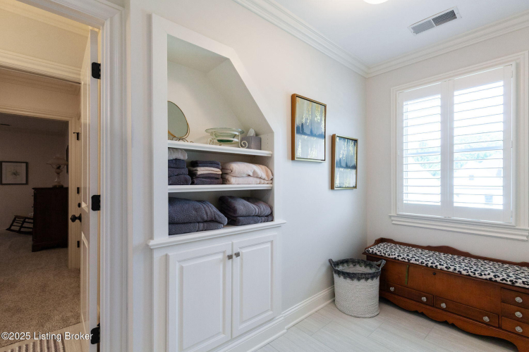 Listing Image 87