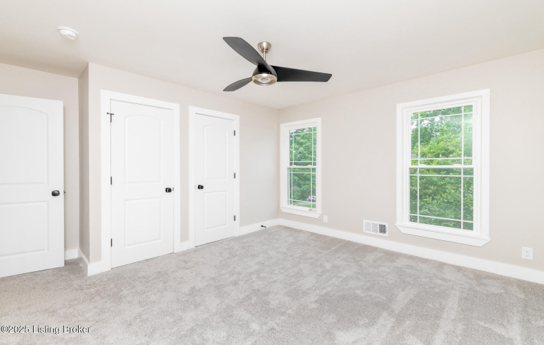 Listing Image 74