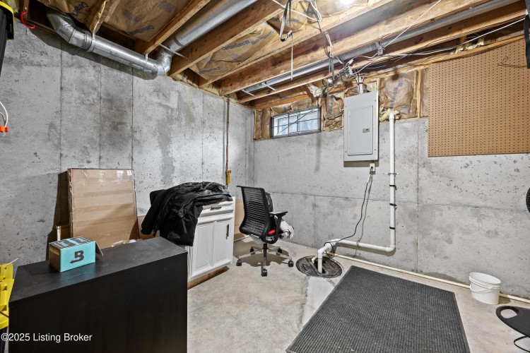 Listing Image 42