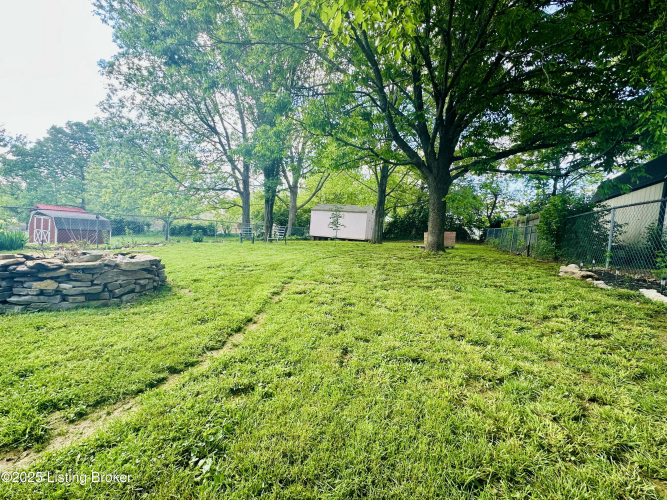 Listing Image 19