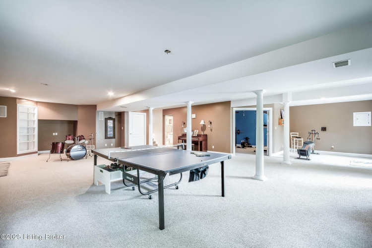 Listing Image 91