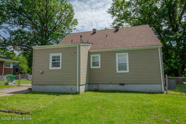 Listing Image 23