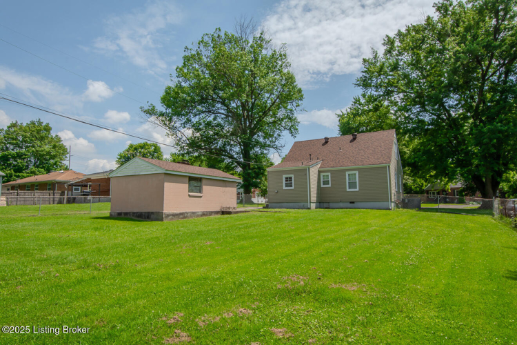 Listing Image 24