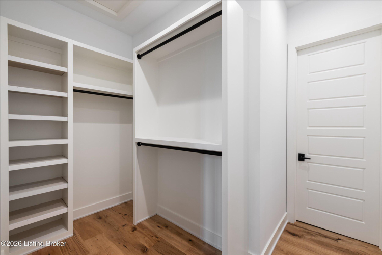 Listing Image 105