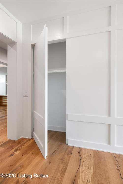 Listing Image 116