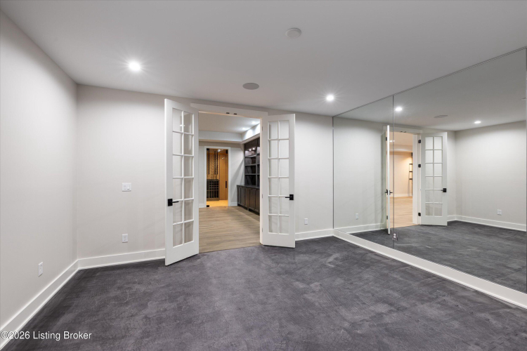 Listing Image 86