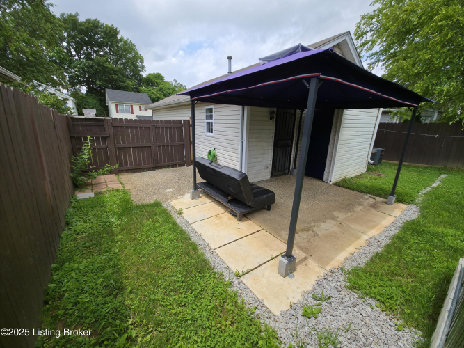 Listing Image 21