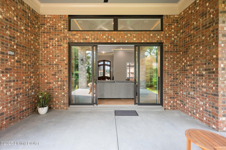 Listing Image 75