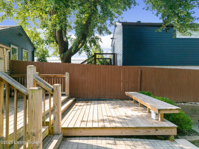 Listing Image 23