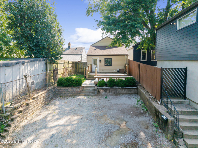 Listing Image 25