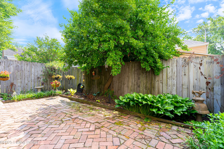 Listing Image 25