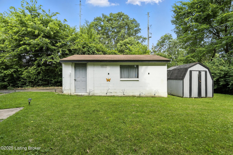 Listing Image 24