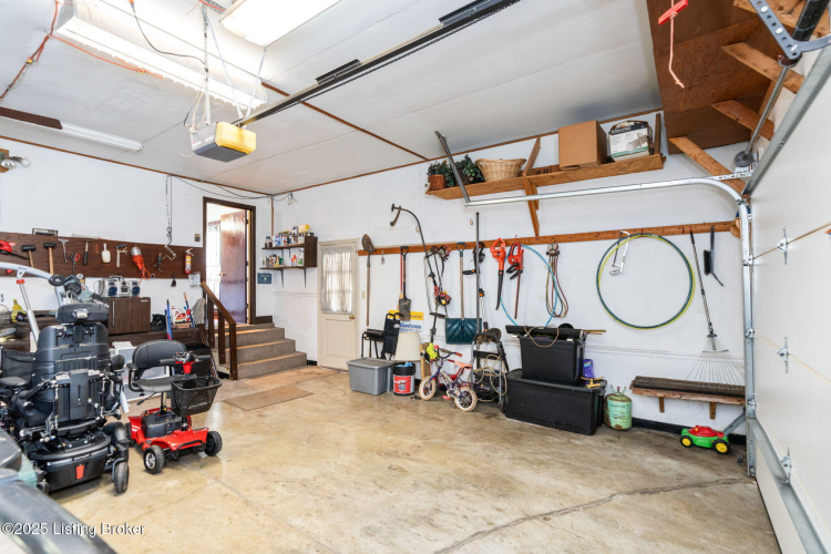 Listing Image 42