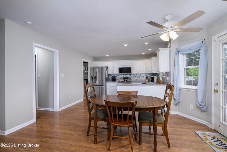 Listing Image 18