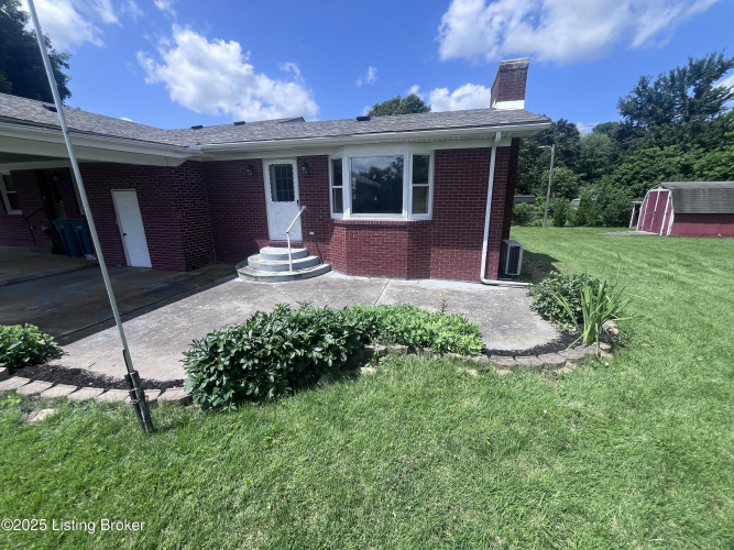 Listing Image 8