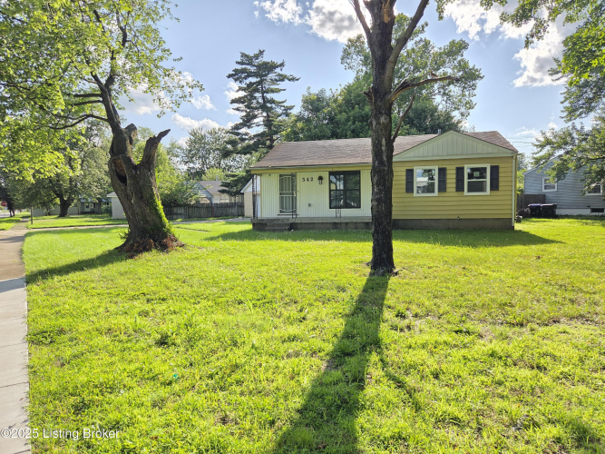 Listing Image 4