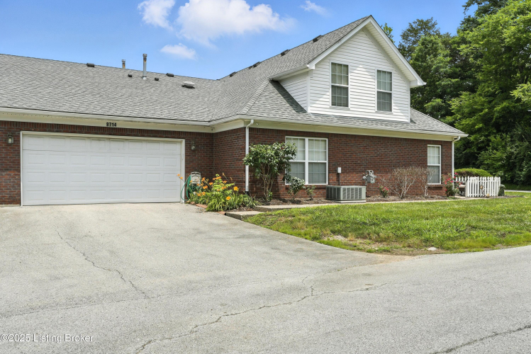 Listing Image 28