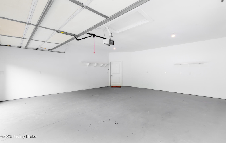 Listing Image 83