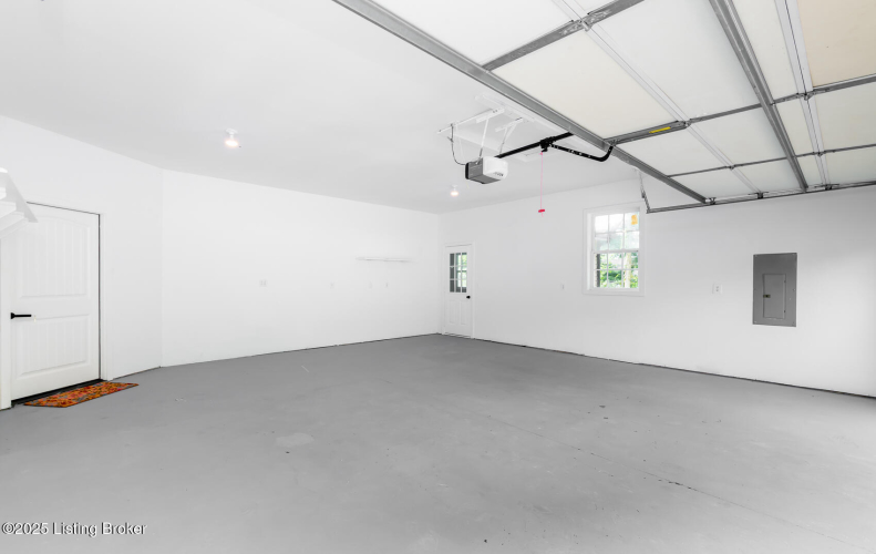 Listing Image 84