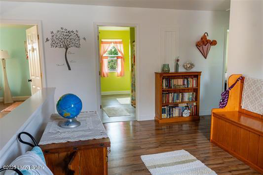 Listing Image 6