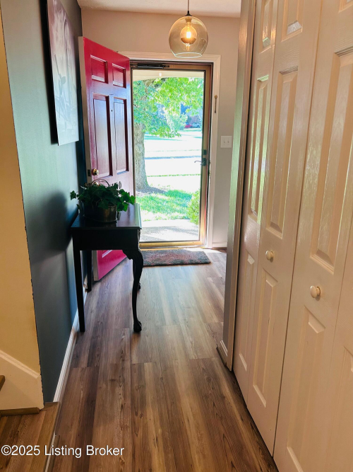 Listing Image 18