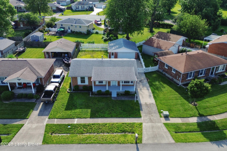 Listing Image 11
