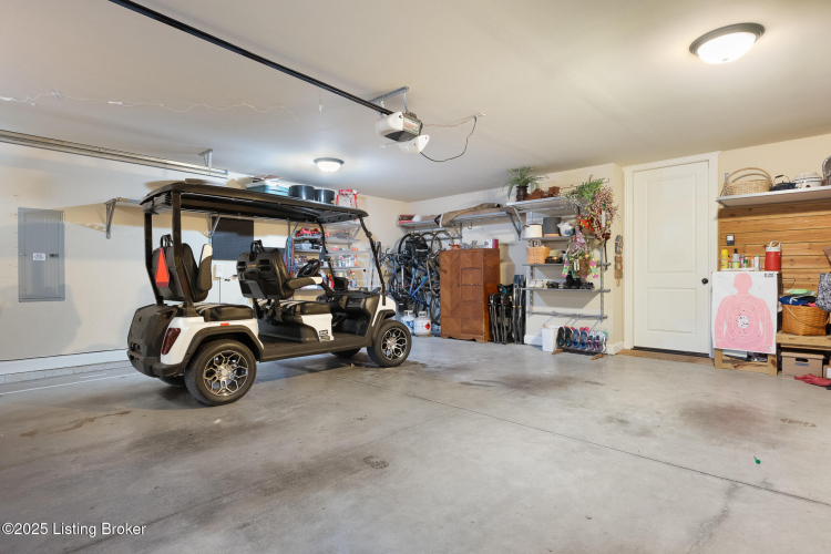 Listing Image 42