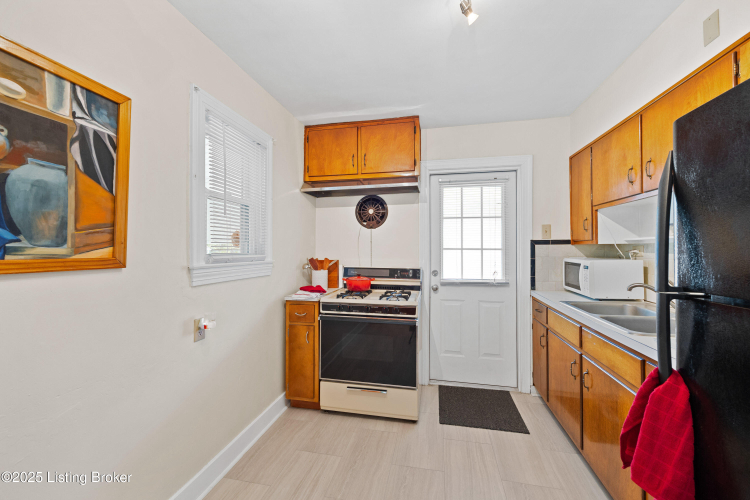 Listing Image 22