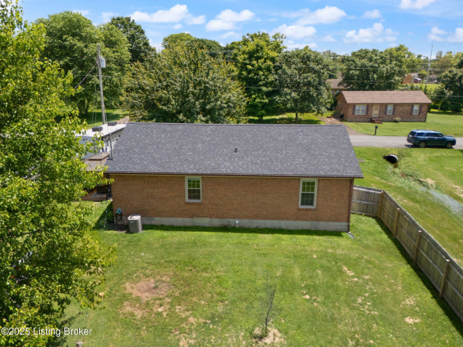 Listing Image 27