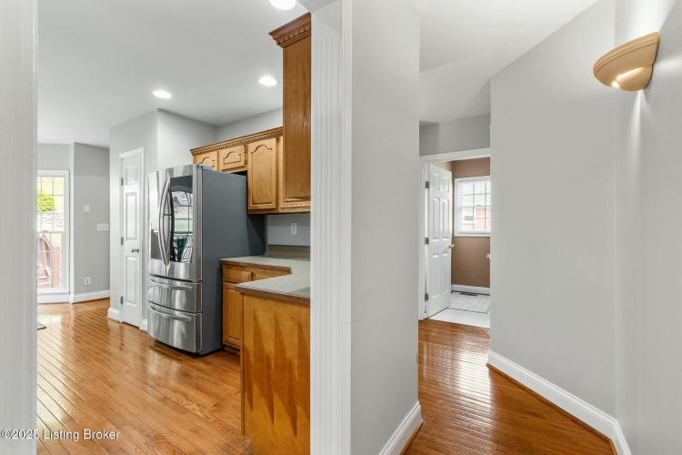 Listing Image 20