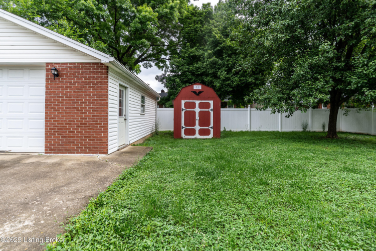 Listing Image 5
