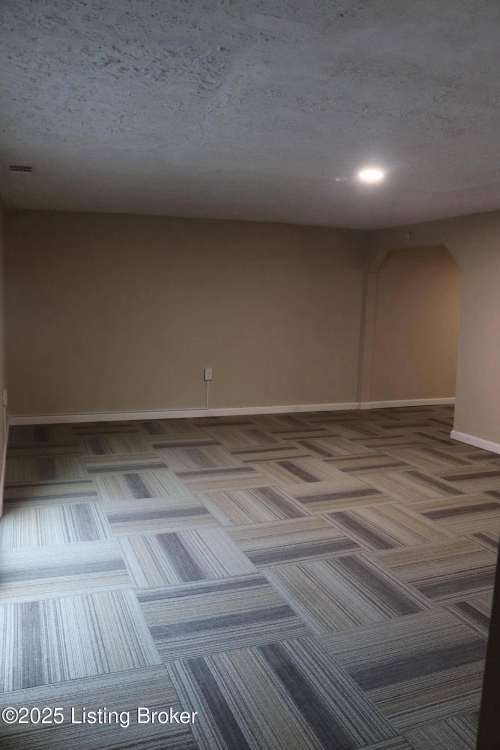 Listing Image 56