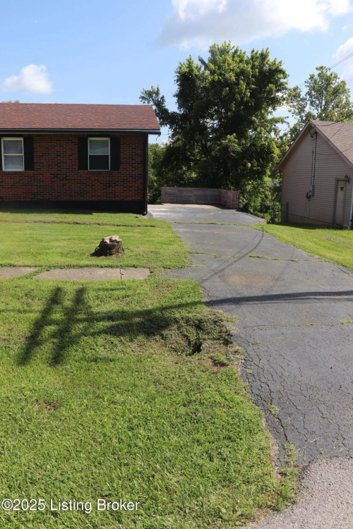 Listing Image 64
