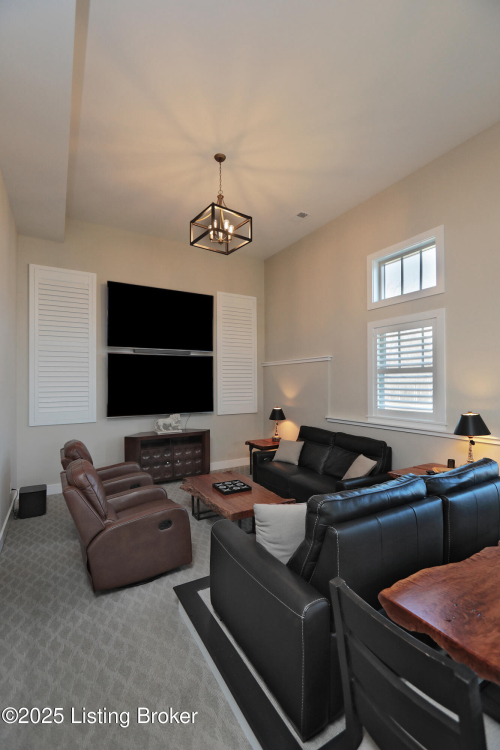 Listing Image 59